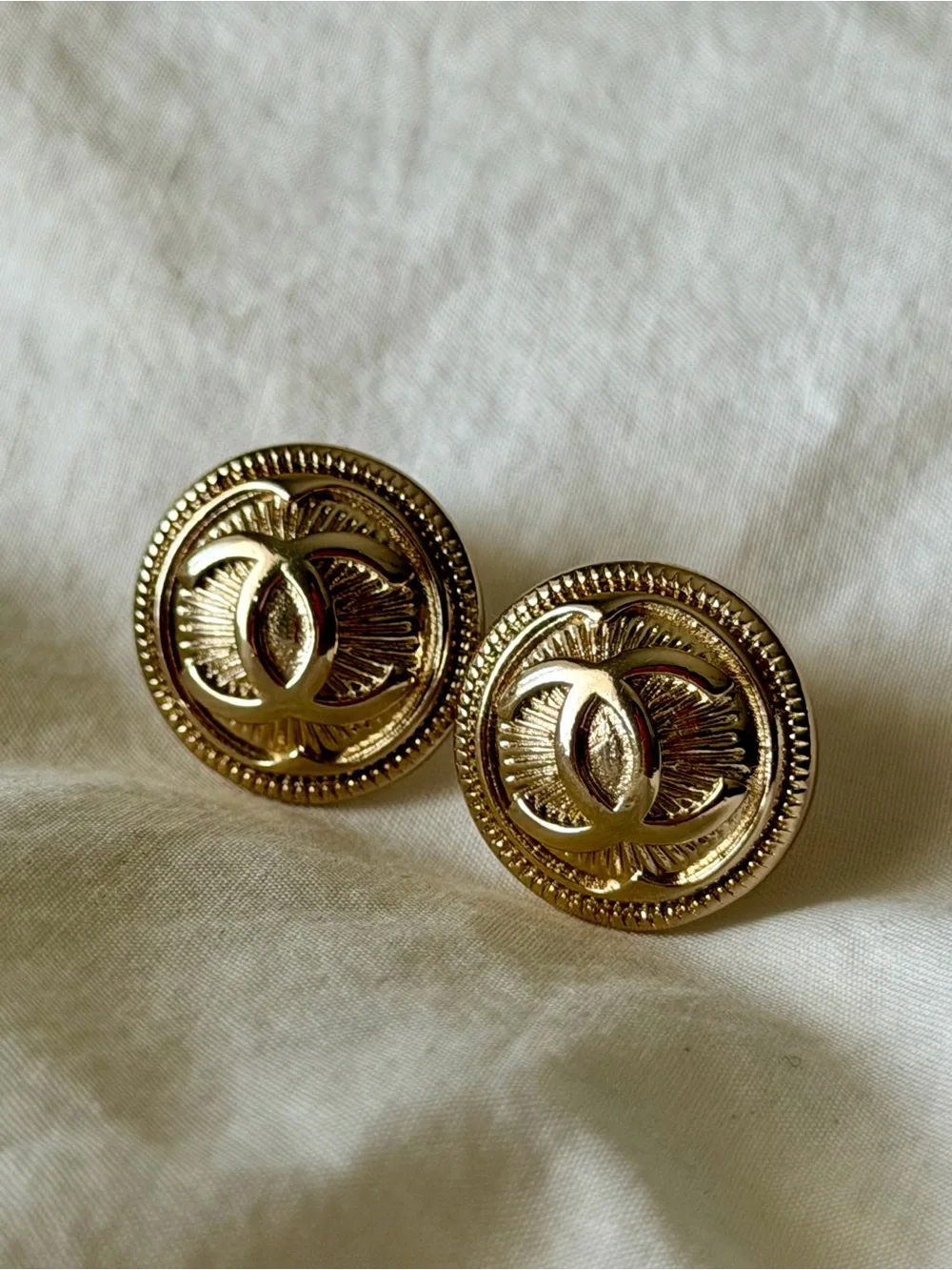 CHANEL Gold Round Interlocking CC Button Earrings